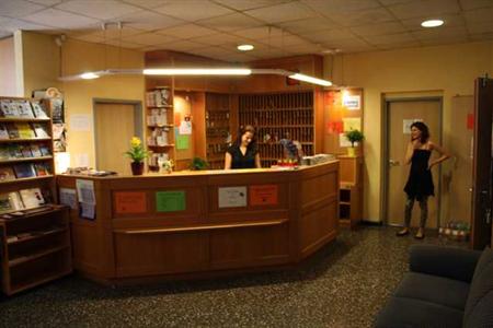 фото отеля Strawberry Youth Hostel Mittelgasse
