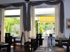 фото отеля Hostellerie Du Luberon Vaugines