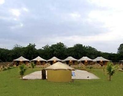 фото отеля Infinity Kanha Wilderness