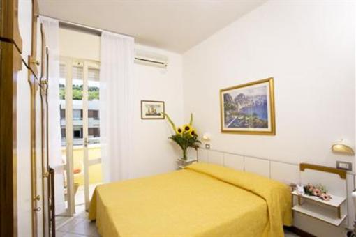 фото отеля Hotel Promenade Gabicce Mare