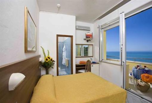 фото отеля Hotel Promenade Gabicce Mare