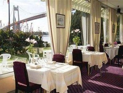 фото отеля Hotel De La Marine Tancarville