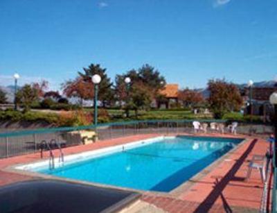 фото отеля Howard Johnson Inn Kamloops