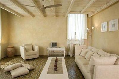 фото отеля Villa Cassia Di Baccano Loro Ciufenna