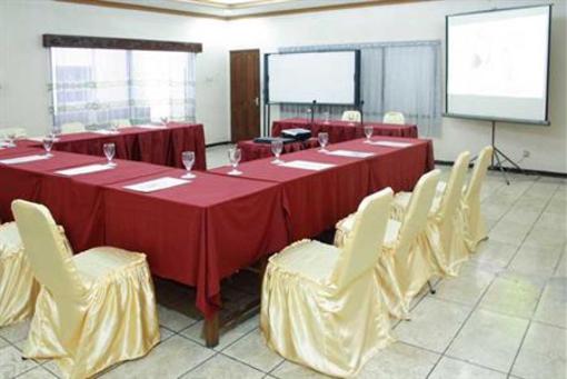 фото отеля Kusuma Kartikasari Hotel