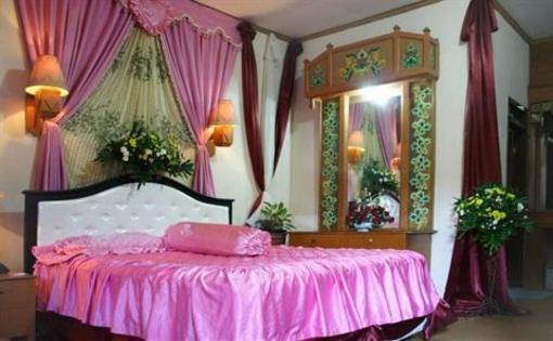 фото отеля Kusuma Kartikasari Hotel