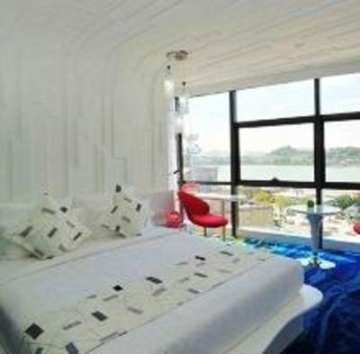фото отеля Coast International Hotel