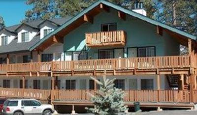 фото отеля Honey Bear Lodge & Cabins