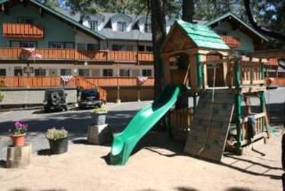 фото отеля Honey Bear Lodge & Cabins