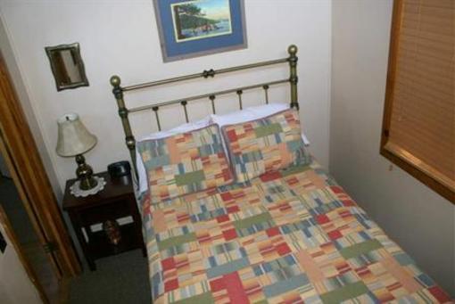 фото отеля Honey Bear Lodge & Cabins