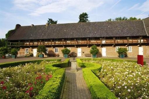 фото отеля Burg Heimerzheim