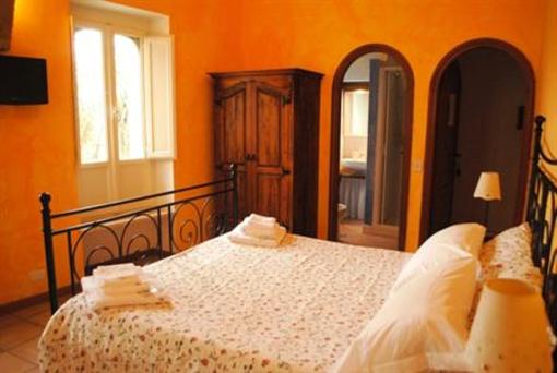 фото отеля MilleQuattrocento Bed & Breakfast Gaeta