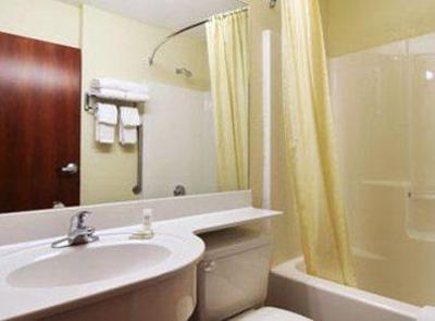 фото отеля Microtel Inns & Suites Auburn