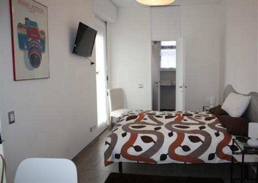 фото отеля Bed and Breakfast La Stanza Di Mita Milan