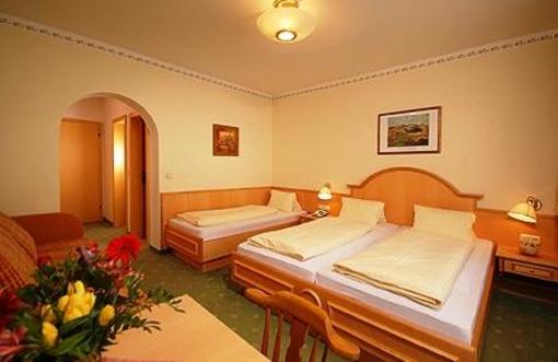 фото отеля Unterellmau Hotel Saalbach-Hinterglemm