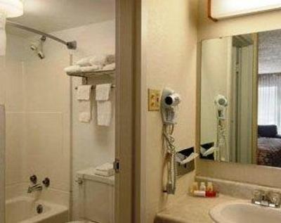 фото отеля Ramada Laramie