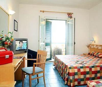 фото отеля Hotel I Melograni Vieste