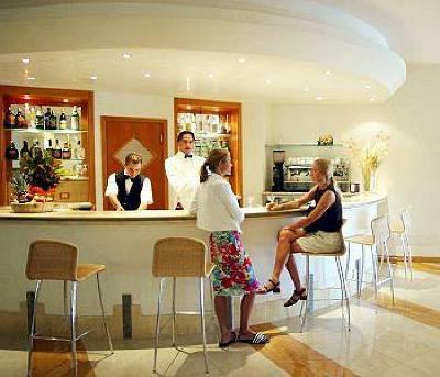 фото отеля Hotel I Melograni Vieste