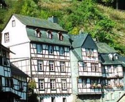 фото отеля Hotel Eifeler Hof