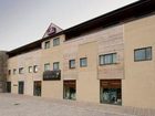 фото отеля Premier Inn Caernarfon