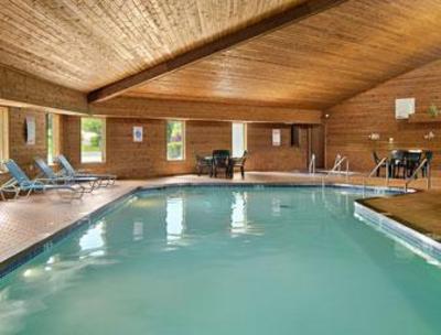 фото отеля Super 8 Motel Sturgeon Bay