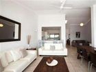 фото отеля Commodore Private Holiday Apartment