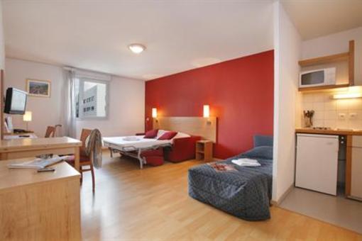 фото отеля Séjours & Affaires Marie Curie Residence Grenoble