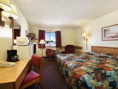 фото отеля Super 8 Motel Valentine