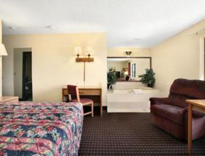 фото отеля Super 8 Motel Valentine