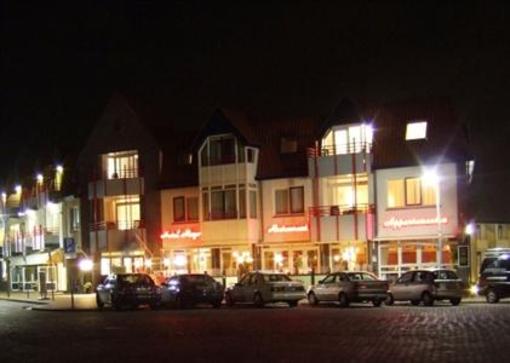 фото отеля Hotel Meyer Bergen aan Zee