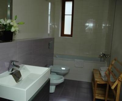 фото отеля Home &Travel Suites Krakow