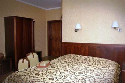 фото отеля Home &Travel Suites Krakow