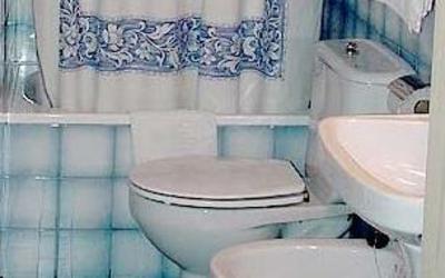 фото отеля Hostal Rober en Madrid