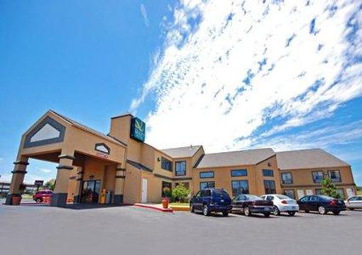 фото отеля Quality Suites Tulsa