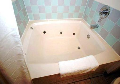 фото отеля Quality Suites Tulsa