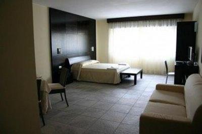 фото отеля Hotel Le Sorgenti Popoli