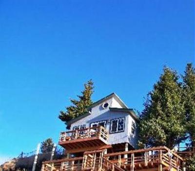 фото отеля Alaska Beach House Bed and Breakfast