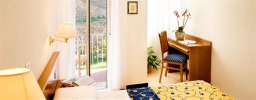 фото отеля Albergo Mediterraneo Laigueglia