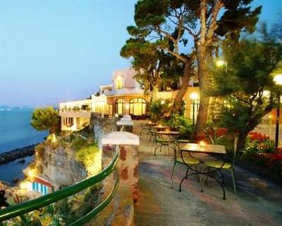 фото отеля La Madonnina Hotel Casamicciola Terme