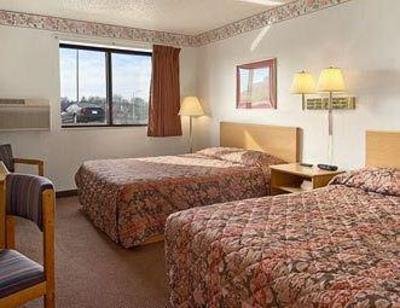 фото отеля Super 8 Kansas City Airport