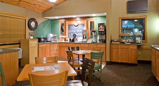 фото отеля AmericInn Lodge & Suites Bismarck