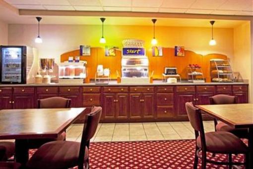 фото отеля Holiday Inn Express Hotel & Suites Orange