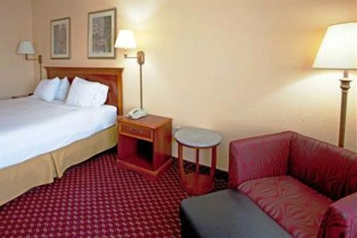 фото отеля Holiday Inn Express Hotel & Suites Orange