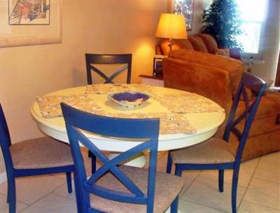 фото отеля ResortQuest Vacation Rentals Cabana Club Destin