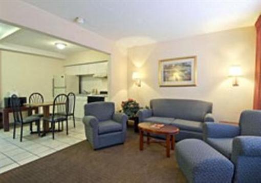 фото отеля Belmont Inn and Suites Port Richey