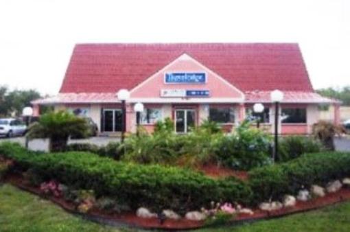 фото отеля Belmont Inn and Suites Port Richey