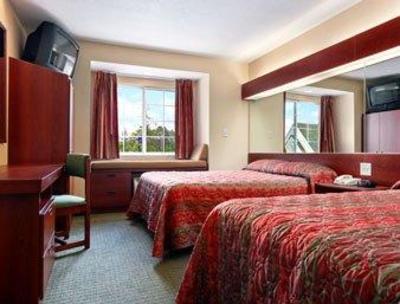 фото отеля Microtel Inn & Suites Walterboro