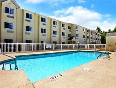 фото отеля Microtel Inn & Suites Walterboro