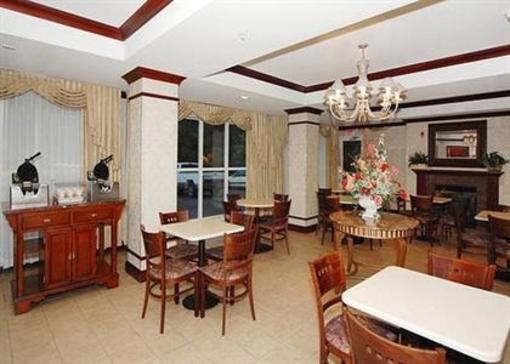 фото отеля Comfort Inn & Suites Mount Laurel