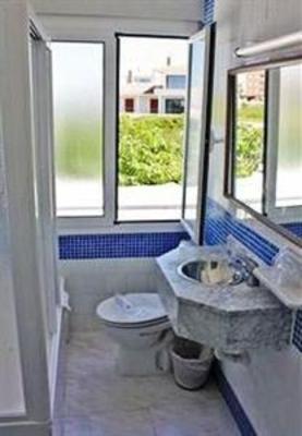 фото отеля Hostal Mar Blava Menorca